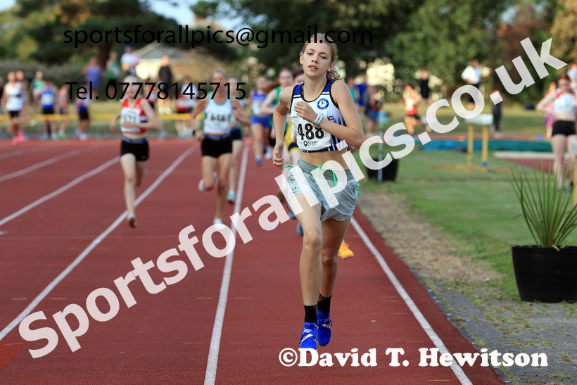 800 metres, 2025 NEGP No 6 Monkton, Wednesday, August 13th.  Photo: David T. Hewitson/Sports for All Pics